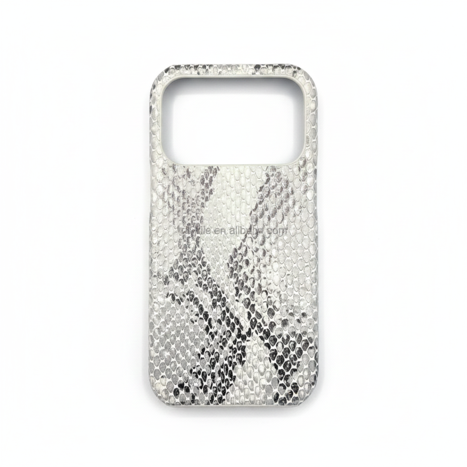 LUXEIN Shiny Snakeskin Pattern Phone Case for iPhone 17 Pro Max  – Luxury Anti-Scratch Lightweight PC+PU Protective Cover – High-End Texture Grip Case for Women & Men