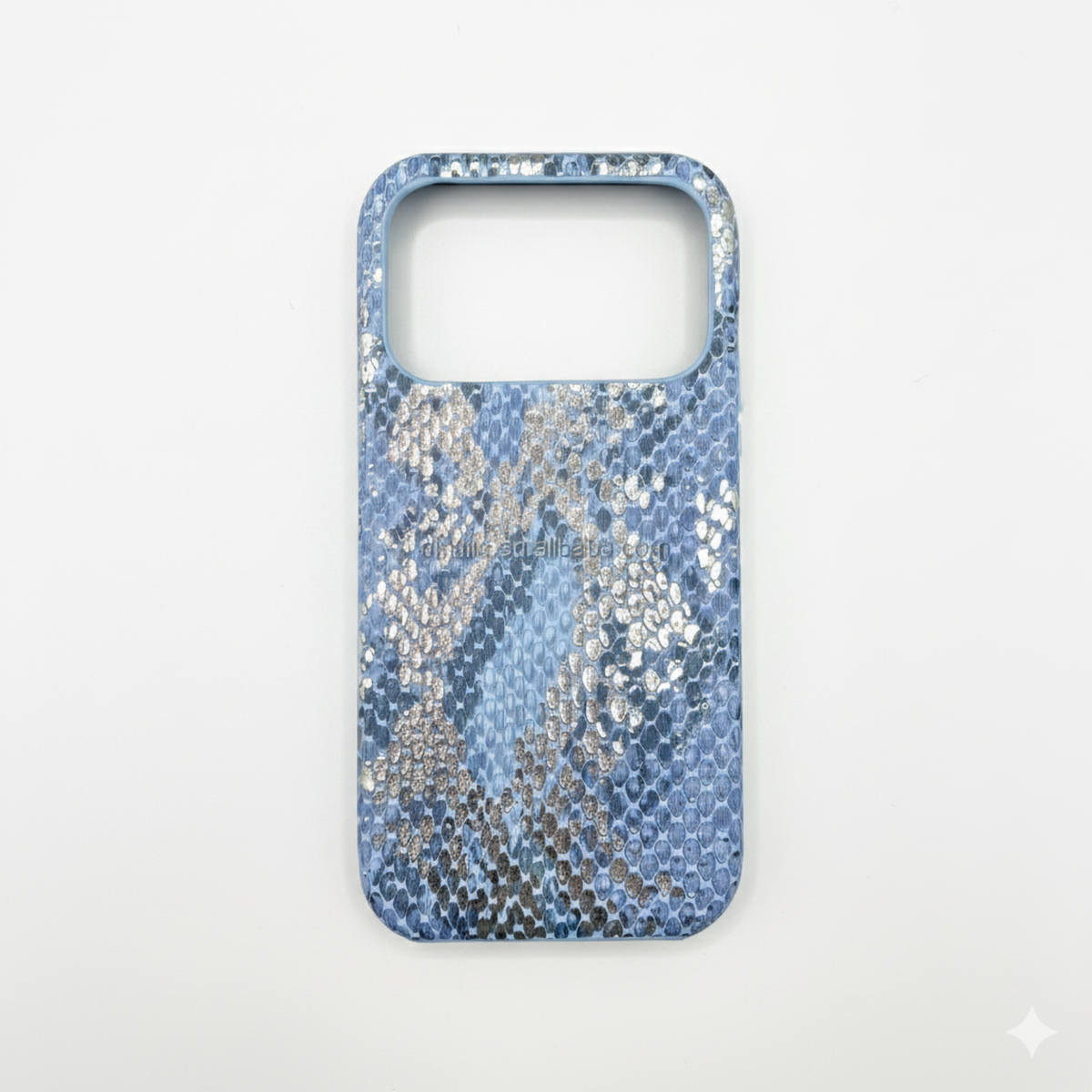 LUXEIN Shiny Snakeskin Pattern Phone Case for iPhone 17 Pro Max  – Luxury Anti-Scratch Lightweight PC+PU Protective Cover – High-End Texture Grip Case for Women & Men